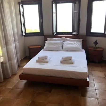 La Grande Maison,lefokastro Apartment