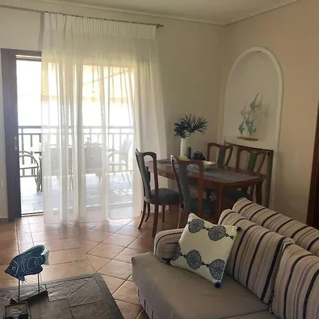 Daire La Grande Maison,lefokastro Áfissos