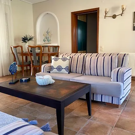 La Grande Maison,lefokastro Appartement *