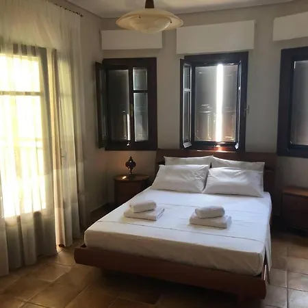 La Grande Maison,lefokastro Apartment Áfissos