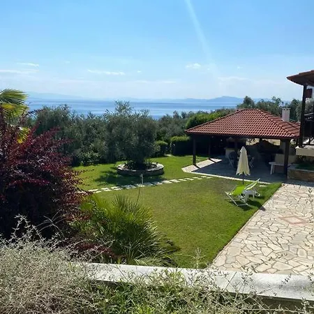 Apartment La Grande Maison,lefokastro Áfissos