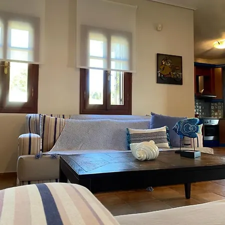 La Grande Maison,lefokastro Apartment Áfissos